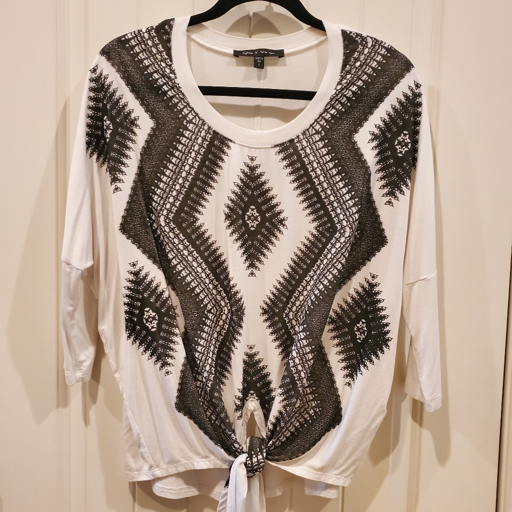 Karen by Karen Kane Cream Tie Front Bat Sleeve To